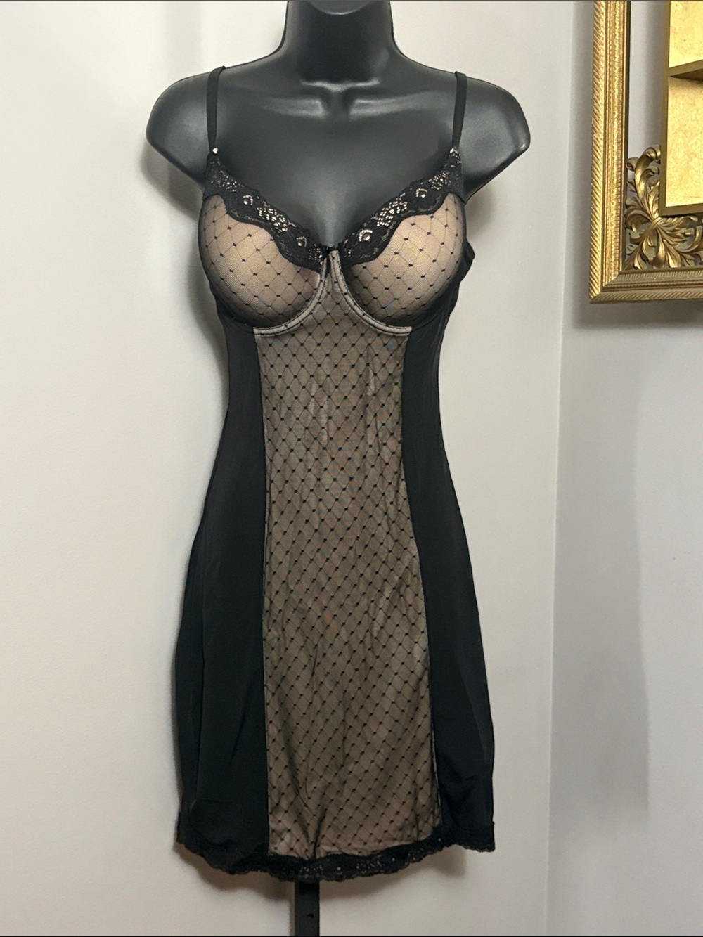 Marilyn Monroe 1X Black Lace Slip Dress Women's Intimates